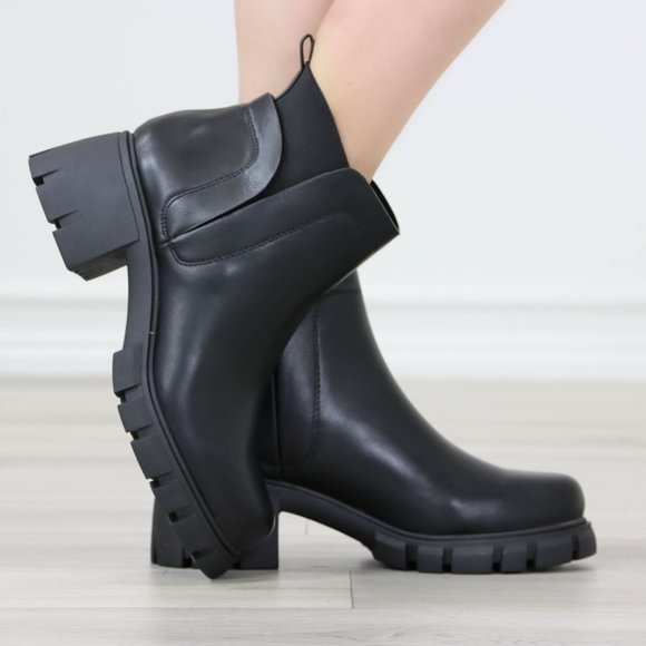 Black Ankle Boots Chunky Lug Block Heel  Synthetic Leather Round Toe - Picture 3 of 13